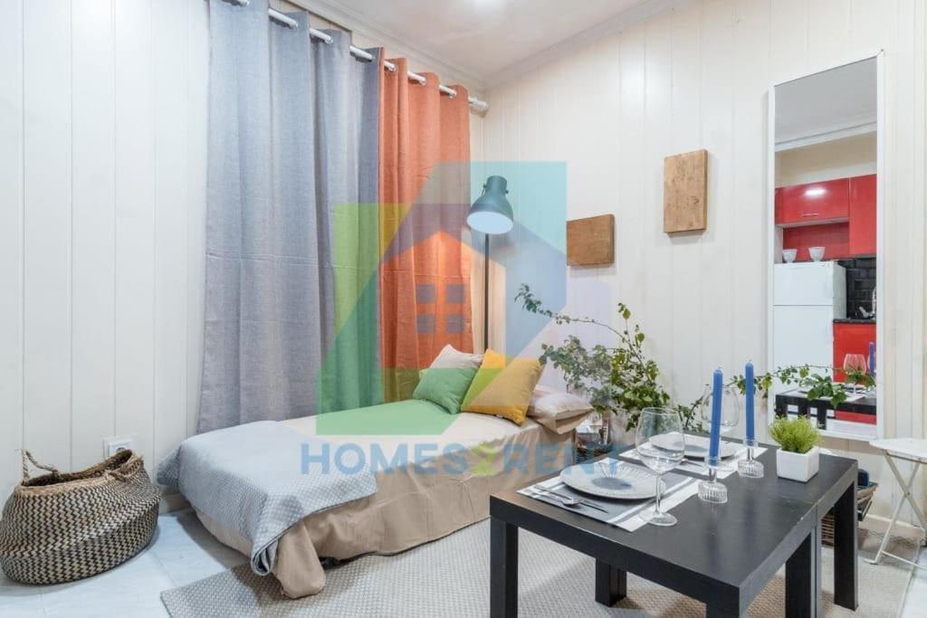 Pelayo Calle, Muy Fresquito En Pleno Chueca, Appartamento